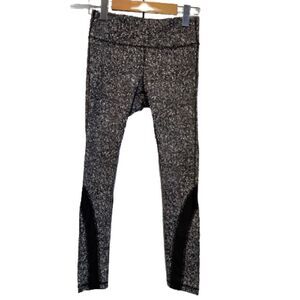 CAPRI QUICK DRY WORKOUT LEGGINGS SIZE XS‎